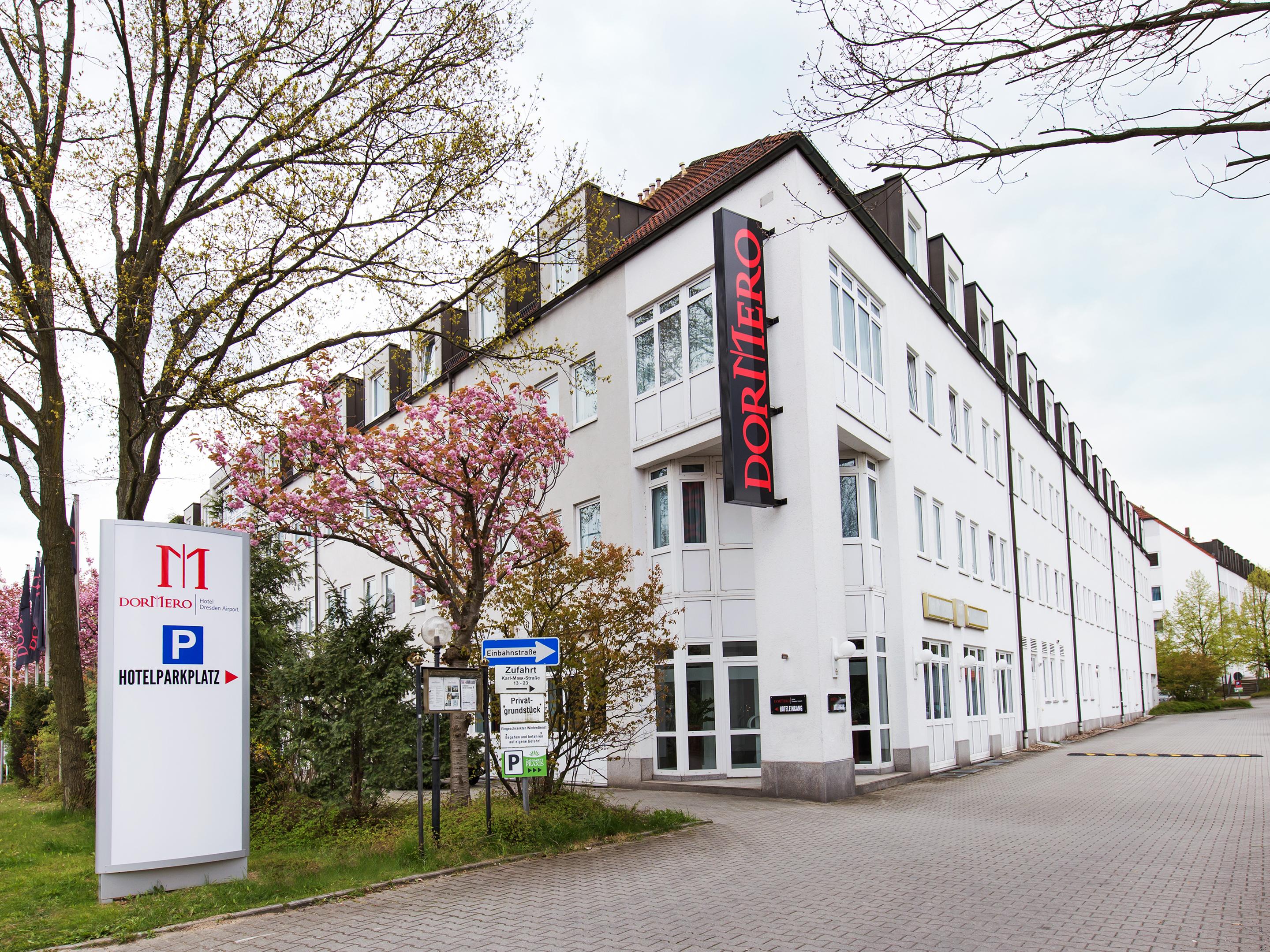 Dormero Hotel Dresden Airport Экстерьер фото